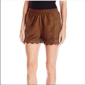 [BB Dakota] Laser Cut Scalloped Suede Shorts